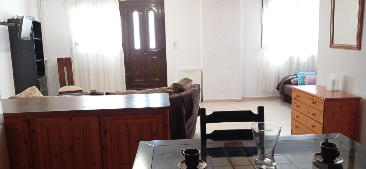 Ευρύχωρο Και Άνετο Διαμέρισμα Στην Ιτέα Joanna'S Apartment Kirra Екстер'єр фото