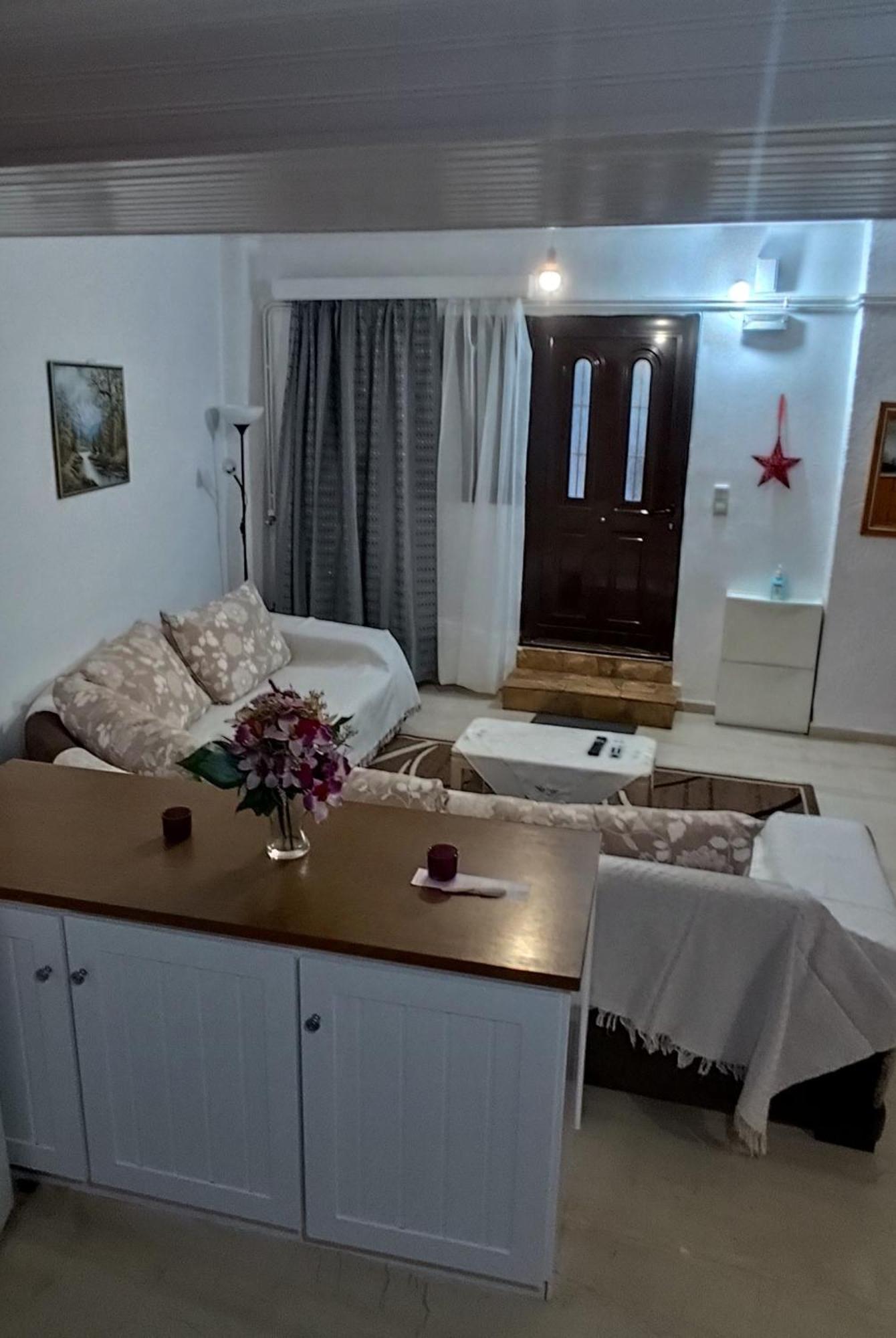 Ευρύχωρο Και Άνετο Διαμέρισμα Στην Ιτέα Joanna'S Apartment Kirra Екстер'єр фото
